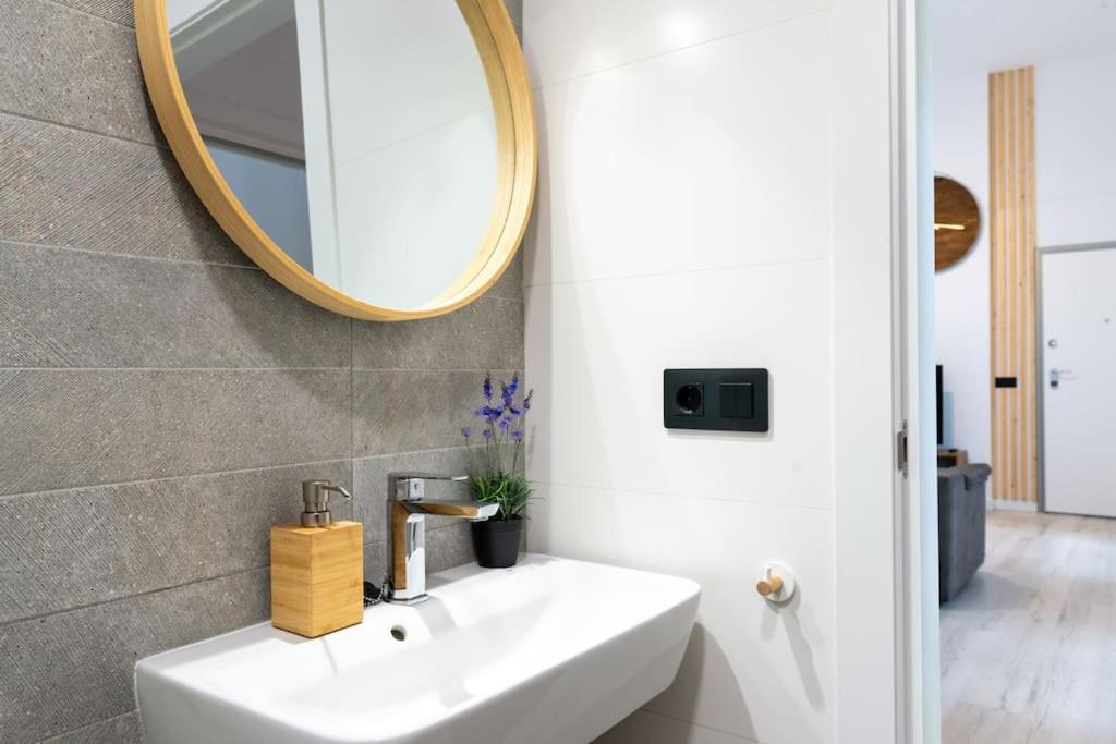 Gb Apartamento Corazon De Sevilla Goyeneta St Экстерьер фото
